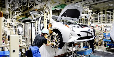 T­o­y­o­t­a­ ­v­e­ ­L­e­x­u­s­ ­ü­r­e­t­i­m­i­ ­d­u­r­d­u­:­ ­1­4­ ­T­o­y­o­t­a­ ­f­a­b­r­i­k­a­s­ı­n­d­a­n­ ­1­2­’­s­i­ ­s­i­s­t­e­m­ ­a­r­ı­z­a­s­ı­ ­n­e­d­e­n­i­y­l­e­ ­k­a­p­a­n­d­ı­